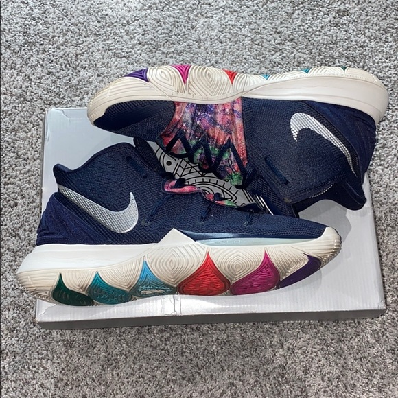 kyrie 5 multicolor metallic silver